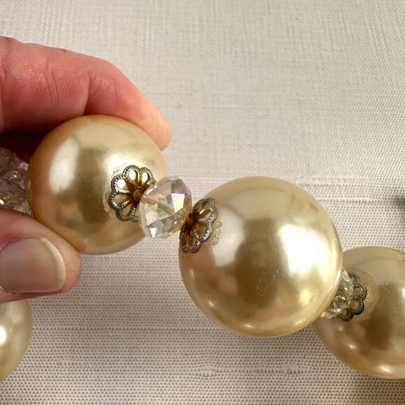 90s Statement Necklace, Chunky Pearls & Crystals - Picture 9 of 10